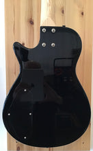 Load image into Gallery viewer, Gretsch G2220 Electromatic Junior Jet II Bass w Gator Hard Case S/H