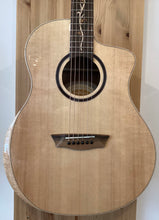 Load image into Gallery viewer, Washburn Bella Tono Suprema SC40SCE Solid Top Electro Acoustic