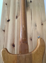 Load image into Gallery viewer, PRS SE Custom 22 Semi Hollow w Gig Bag MIK 2008 S/H