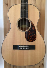 Load image into Gallery viewer, Larrivee P-02 Parlour w Hard Case LR Baggs VTC S/H (c)