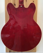 Load image into Gallery viewer, EPIPHONE DOT CHERRY WITH HARD CASE - PRE OWNED