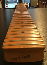 Load image into Gallery viewer, FENDER LIMITED EDITION AMERICAN STANDARD STRATOCASTER LAKE PLACID BLUE 1996 ELECTRIC GUITAR STRAT S TYPE USA