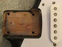 Load image into Gallery viewer, Fender ST-357 V Standard Series Start MIJ 1990 w Gig Bag S/H (c)