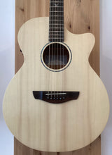 Load image into Gallery viewer, Faith Naked Venus FKV Nat w Gig Bag S/H (c)