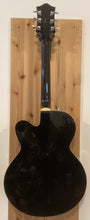 Load image into Gallery viewer, GRETSCH ELECTROMATIC G5125 BLACK - PRE OWNED (C)
