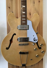 Load image into Gallery viewer, Epiphone Casino NA w Kinsman Hard Case S/H (c)