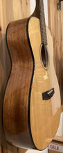 Load image into Gallery viewer, Cort Luce L60 Natural Solid Top Acoustic