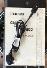 Load image into Gallery viewer, Boss DE-200 Rack Mount Delay w Manual S/H (c)