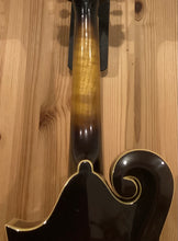 Load image into Gallery viewer, Kentucky Master Model KM1000 F Style Mandolin w Hard Case S/H (c)