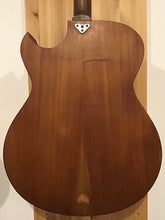 Load image into Gallery viewer, Babicz Identity Series Spider 06E Electro w Hard Case S/H (c)