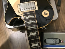 Load image into Gallery viewer, Gibson Les Paul Standard 2002 Black w Case S/H (c)