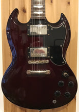 Load image into Gallery viewer, Vintage VS6 Cherry w Gig Bag S/H