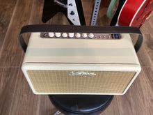 Load image into Gallery viewer, Vintage Retro 25 Combo Vintage White