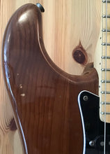 Load image into Gallery viewer, Fender Strat Mocha w Hard Case USA 1979 S/H (c)