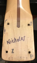 Load image into Gallery viewer, Fender ST-357 V Standard Series Start MIJ 1990 w Gig Bag S/H (c)