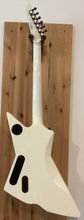 Load image into Gallery viewer, Harley Benton EX-84 Modern VW S/H