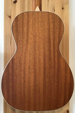 Load image into Gallery viewer, Larrivee P-02 Parlour w Hard Case LR Baggs VTC S/H (c)