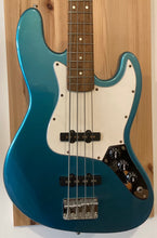 Load image into Gallery viewer, Squier Std Jazz Bass LPB w Gig Bag S/H (c)