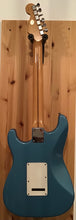 Load image into Gallery viewer, FENDER LIMITED EDITION AMERICAN STANDARD STRATOCASTER LAKE PLACID BLUE 1996 ELECTRIC GUITAR STRAT S TYPE USA