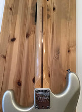 Load image into Gallery viewer, Fender American Standard Strat Blizzard Pearl w Hard Case S/H