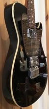 Load image into Gallery viewer, MAGNETO UW4300 WAVE DELUXE BLACK ELECTRIC GUITAR