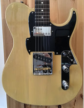 Load image into Gallery viewer, Fret King Country Squire Classic Butterscotch