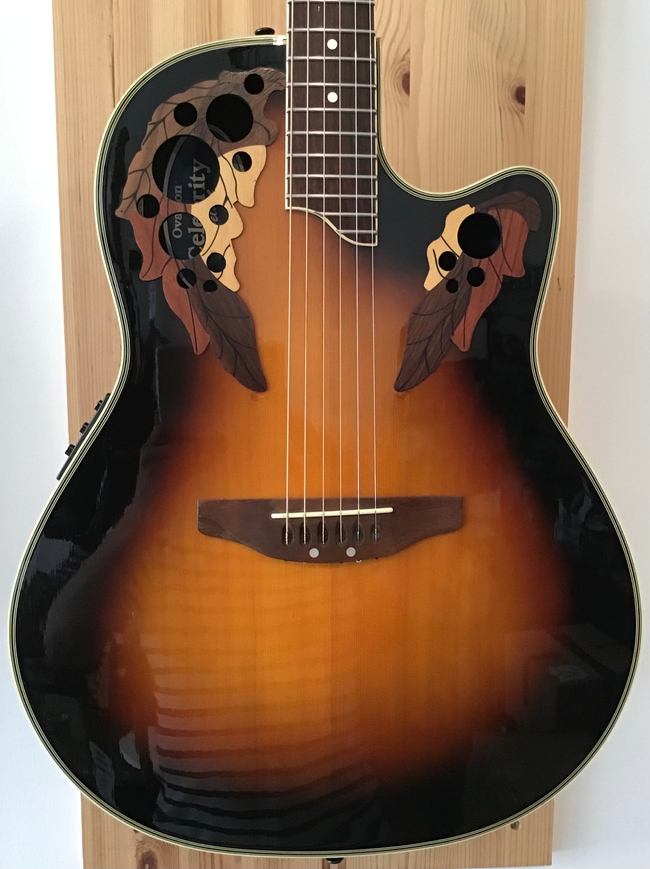 OVATION CC257 CELEBRITY DELUXE - PRE OWNED – Listers