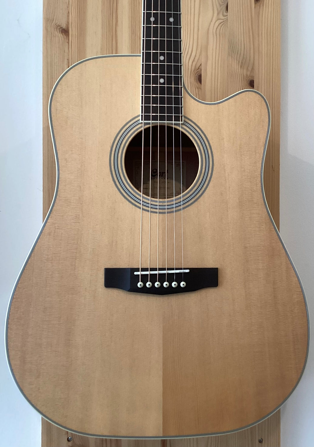 Cort Pure Series DCF Spruce Electro w Gig Bag