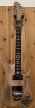 Load image into Gallery viewer, Washburn N4 Authentic NUNO Bettencort w Hard Case/Certificate
