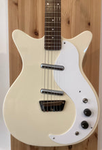 Load image into Gallery viewer, Danelectro The Stock 59

