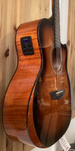 Load image into Gallery viewer, Washburn WCG10CE Comfort Bevel Grand Auditorium Electro
