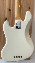 Load image into Gallery viewer, Fender American Professional II Jazz Bass V 5 String w Hard Case S/H (c)
