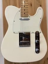 Load image into Gallery viewer, Fender Player Series Telecaster White MIM S/H (c)
