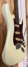 Load image into Gallery viewer, Patina PS-3 OW Olympic White
