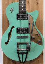 Load image into Gallery viewer, Duesenberg Starplayer TV Surf Green w Hard Case S/H (c)
