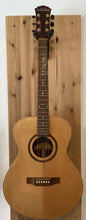 Load image into Gallery viewer, Freshman FA400 FBF w LR Baggs EAS w Hard Case S/H (c)
