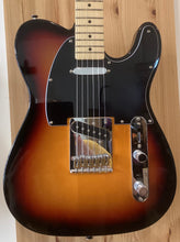 Load image into Gallery viewer, Squier Affinity Telecaster Sunburst w Hard Case S/H (c)

