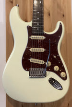 Load image into Gallery viewer, Patina PS-3 OW Olympic White
