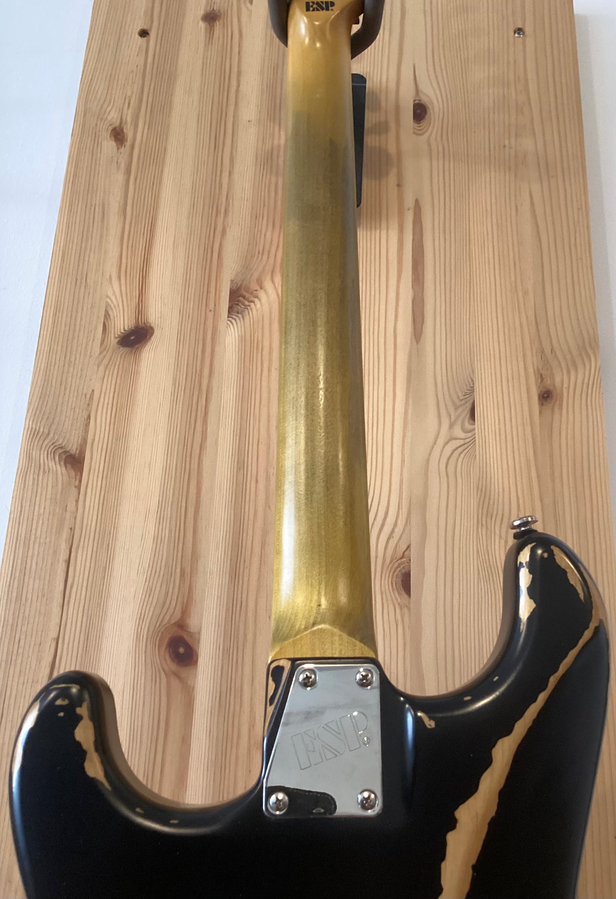 ESP LTD ST-203 FR 2011 S/H (c) – Listers Guitars