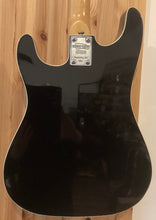 Load image into Gallery viewer, Kramer KFS-2 Ferrington Electro Acoustic w Gig Bag S/H (c)
