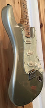 Load image into Gallery viewer, Fender Robert Cray Partscaster MIM 2010 w Gig Bag S/H
