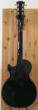 Load image into Gallery viewer, Gibson Les Paul Standard 2002 Black w Case S/H (c)
