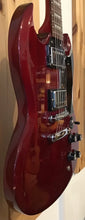 Load image into Gallery viewer, EPIPHONE G-400 CHERRY w Gig Bag MIK 2004 S/H (c)
