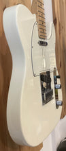 Load image into Gallery viewer, Fender Player Series Telecaster White MIM S/H (c)
