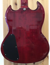 Load image into Gallery viewer, EPIPHONE G-400 CHERRY w Gig Bag MIK 2004 S/H (c)
