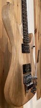 Load image into Gallery viewer, Washburn N4 Authentic NUNO Bettencort w Hard Case/Certificate
