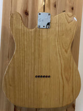 Load image into Gallery viewer, Fender American Standard Telecaster 1998 Natural w Hiscox Hard Case S/H (c)
