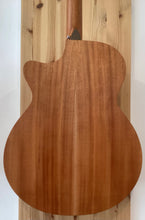 Load image into Gallery viewer, Faith Naked Venus FKV Nat w Gig Bag S/H (c)

