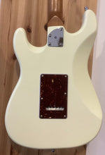 Load image into Gallery viewer, Patina PS-3 OW Olympic White
