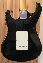 Load image into Gallery viewer, SCEPTRE BY GARY E. LEVINSON SV1 VERTANA FENDER STRAT STRATOCASTER ELECTRIC GUITAR SONIC BLUE BLACK
